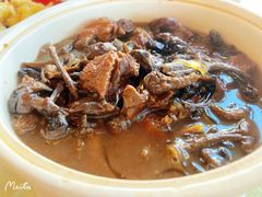 小鸡炖蘑菇-京滨饭店·餐厅(阜外大街店)
