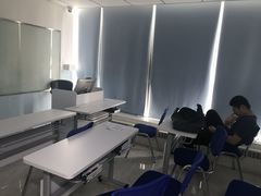 -新航道雅思托福·留学·考研培训(人民广场校区)