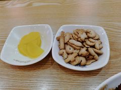 -火鸡爪东大门猎奇炒年糕