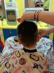 -趣哆剪儿童理发(奥山世纪城店)