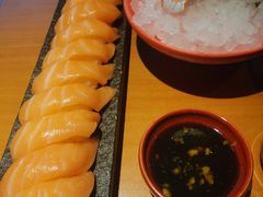 -万岛日本料理铁板烧(万泰国际店)