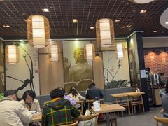 -裕记烧腊连锁餐饮(国商分店)