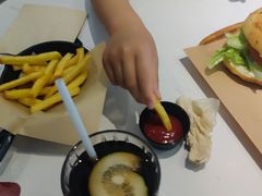 -必胜客(松雷店)