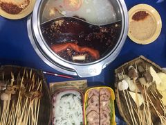-马路边边·成都串串(翠柏路店)