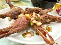 -余杨鸭鸭餐厅