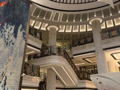 -浅深(世茂滨江精品店)