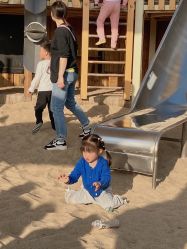 -季高兔窝窝亲子园(上海薰衣草公园店)