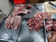 -标记美食新鲜猪杂(兴南大道店)