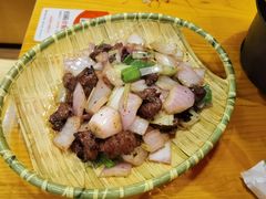 黑椒雪花牛仔粒-丁记盐蘸牛肉·新杭菜(河东路店)