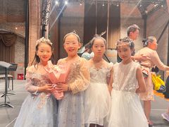 -蓝话筒·少儿成人演讲口才·主持朗诵·戏剧表演(大华第一坊店)