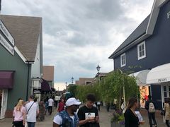 -伦敦比斯特购物村