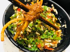 -钢管厂歆瑞源油卤串串香(春熙路太古里店)