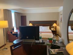 -汕尾巴黎半岛酒店