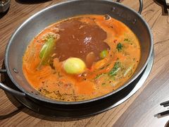 -野山舂·贵州现舂酸汤火锅(鸿通城店)