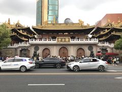 静安寺门口-静安寺