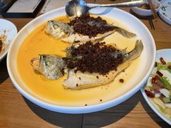 酥油豆豉蒸黄鱼-一坐一忘云南菜(三里屯店)