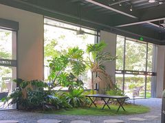 -J Create城市露营咖啡·简餐·宠物(上海动物园店)