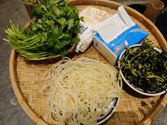 -袁山山重庆火锅(丈八北路店)