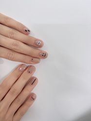 -WH日式美甲沙龙