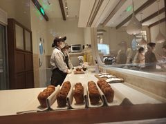 -VERIE BAKEHOUSE