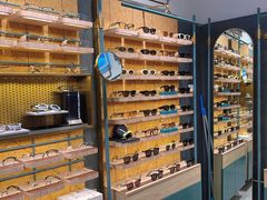 -MUJOSH木九十眼镜(月星环球港B1店)