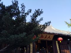 -龙华寺