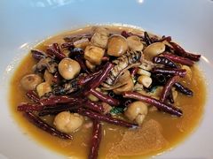 丘北椒蒜子青头菌腊味爆炒黄鳝-泓0871臻选云南菜·味庄