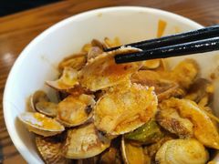 -何记花甲(海岸城旗舰店)