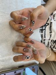 -斯馨·健康美甲美睫