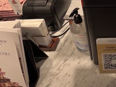 -Laderach 莱德拉(上海环贸iapm店)