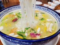 -香麒园·过桥米线·南湖雅宴