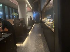 -铭牛烧肉·和牛海鲜自助(高新月牙湖店)