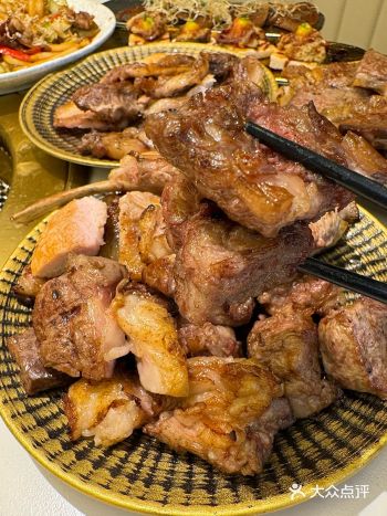 干式熟成的烤肉吼吼吃…… ️干式熟成五花肉