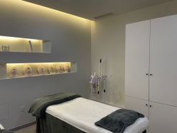 -VE专注问题肌·赛诺龙&科学美肤中心