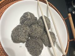 -忆江南·临江鱼馆