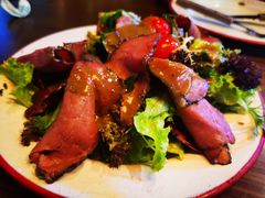烤牛肉沙拉-Tubestation站点比萨(高新万达ONE店)