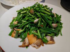 -赶海部落海鲜城(海阳路店)