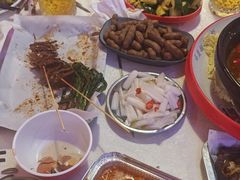-海盗船. 龙虾烧烤. 酒馆