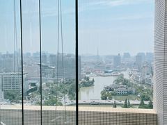 -云顶旋转自助景观餐厅
