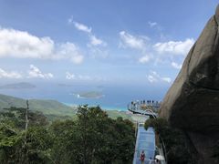 -三亚亚龙湾人间天堂鸟巢度假村