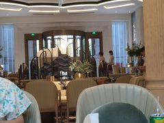 -浅深(世茂滨江精品店)
