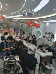 -MOVAN  HAIR莫凡匠人发型屋