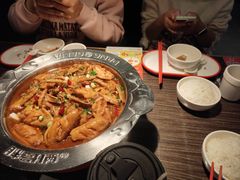 -胖哥俩肉蟹煲(湖滨银泰in77店)