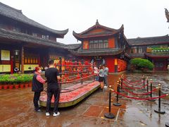-峨眉山报国寺