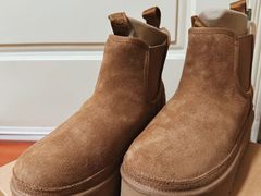 -UGG(燕莎奥特莱斯购物中心店)
