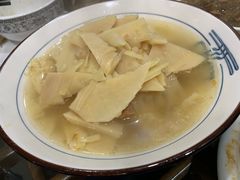 -临街徽菜馆·正宗黄山味