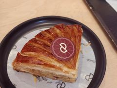 -PAIN CHAUD 百丘(静安久光店)