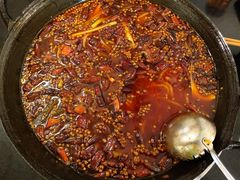 -鸿顺老铁锅美蛙鱼府(解放碑店)