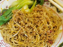 -拉面莊夢語＆中华料理八椿
