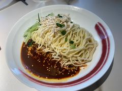 鸡丝凉面-麻六记(新天地店)